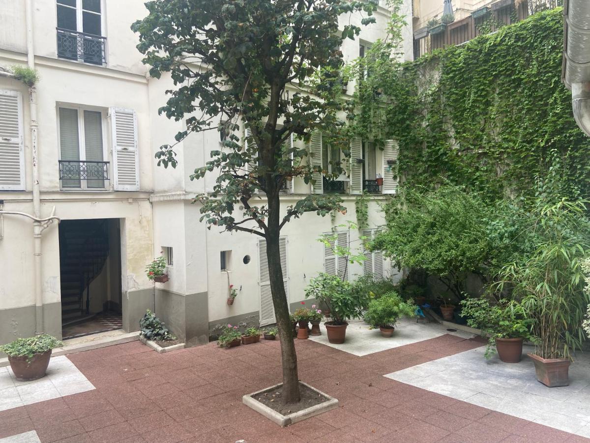 Tres Bel Appartement Montmartre Париж Екстериор снимка